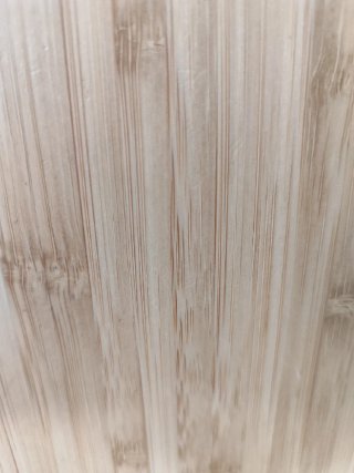 Escritorio bambú · Ikea · Hogar (perfecto estado)