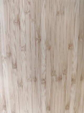 Escritorio bambú · Ikea · Hogar (perfecto estado)