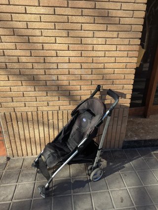 Carro de paseo 30€ (Chicco)