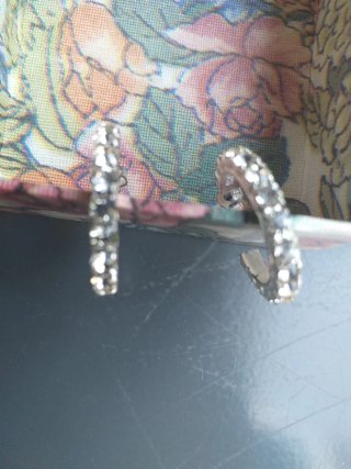 Pendientes Aro de plata y zirconitas.