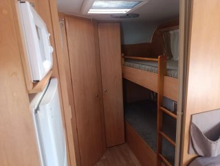 Caravana Sun Roller Tango the Luxe 495 . 2006.