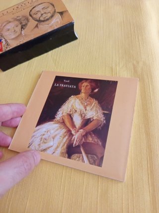 La Traviata Verdi 2 CD y libreto