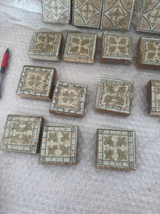 Lote 18 baldosas azulejos florales