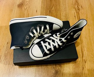 Converse Cuero Negras Talla 36.5 con Cadenas