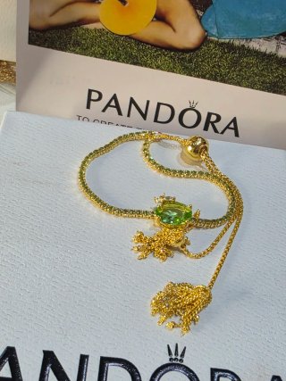 Pulsera Pandora Oro y Piedra Verde