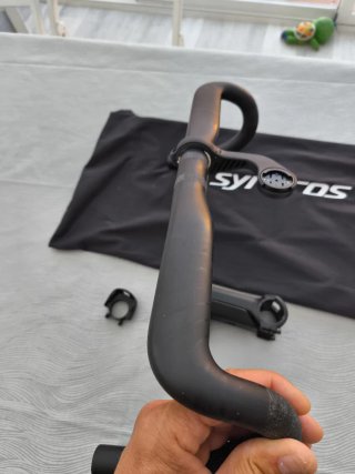 Manillar de carbono y potencia Syncros addict