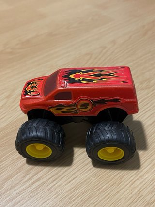 Monster Truck McDonald's Rosso Fiamme