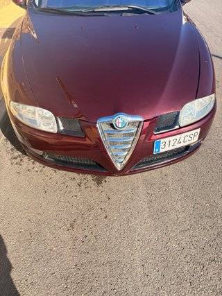 Alfa Romeo GT 2004