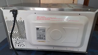 Microondas con grill, gris metalizado