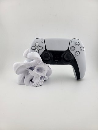 Soporte Mando PS5 Calavera Humo PlayStation