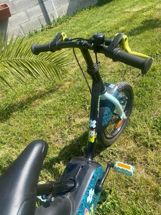Bicicleta infantile Btwin con ruote stabilizzatrici
