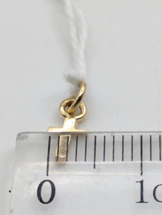 Cruz de oro 18k