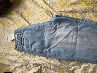 Pantalones vaqueros Bershka talla 42