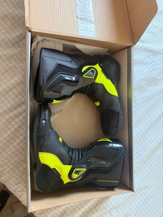 Traje Dainese Talla 50 + Botas Talla 42