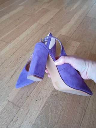 Zapatos tacón de ante lila número 39