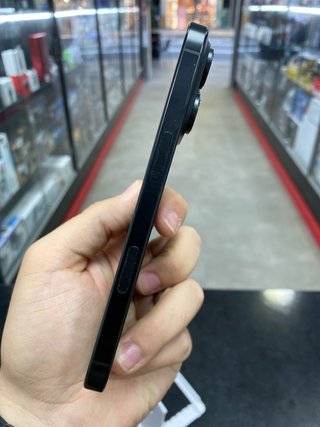 iPhone 16 Pro 128GB Negro Titanio