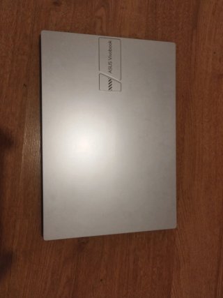 Portátil ASUS Vivobook M1405YA