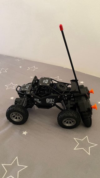 Coche NUEVO RC todoterreno negro