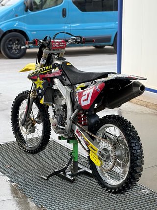 Suzuki RMZ 450 2011