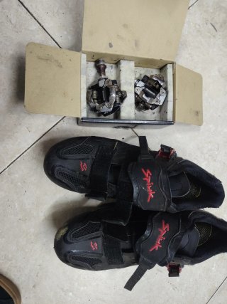 Zapatos BTT + Pedales Automáticos n 43