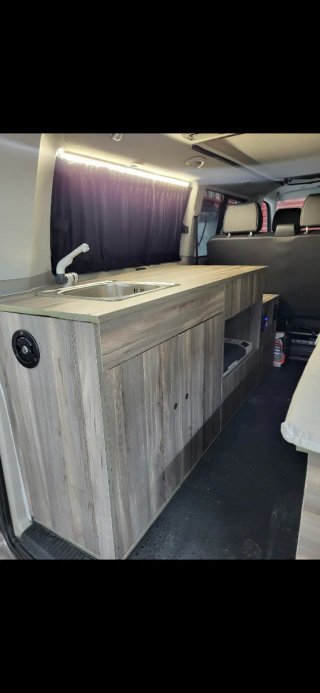 Volkswagen Caravelle 2018