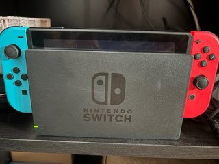 Nintendo Switch V2 con 4 juegos