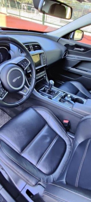 Jaguar XE 2016