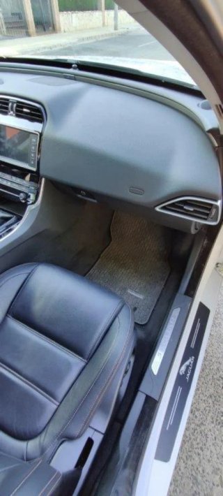Jaguar XE 2016