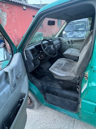 Volkswagen Transporter 2.5TDI