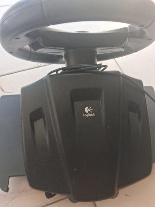 Volante Logitech Gamer