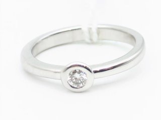 Anillo Oro 18k con Diamante