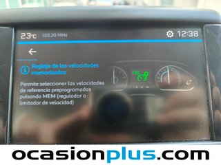 Peugeot 208 PureTech Signature 60 kW (82 CV)