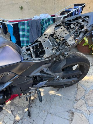 DESPIECE KAWASAKI Z750 2008 - MOTOR ARRANCA