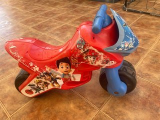 Moto correpasillos Paw Patrol