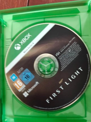007 First Light Xbox Series X