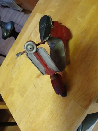 Moro Vespa Scooter