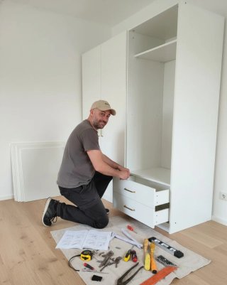 Montador de muebles IKEA, Leroy Merlin y otros