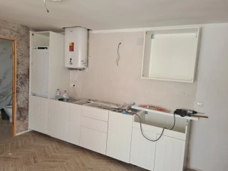 Montador de muebles IKEA, Leroy Merlin y otros