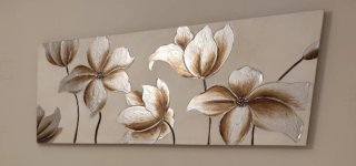Cuadro de flores beige y dorado