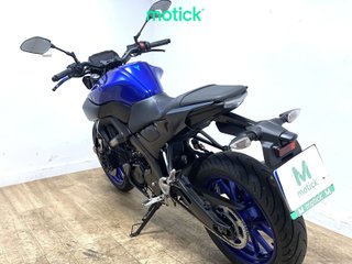 YAMAHA MT-125