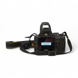 CAMARA DIGITAL NIKON D60 + OBJETIVO NIKON AF-S DX 18-55 MM + FUNDA + ACC