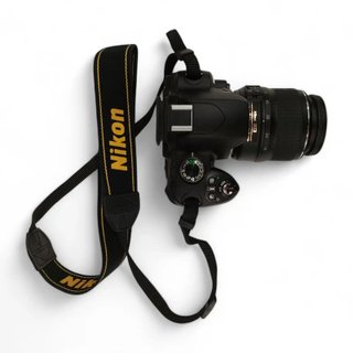 CAMARA DIGITAL NIKON D60 + OBJETIVO NIKON AF-S DX 18-55 MM + FUNDA + ACC