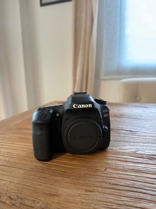 Canon EOS 80D Kit EF-S 18-135mm IS USM