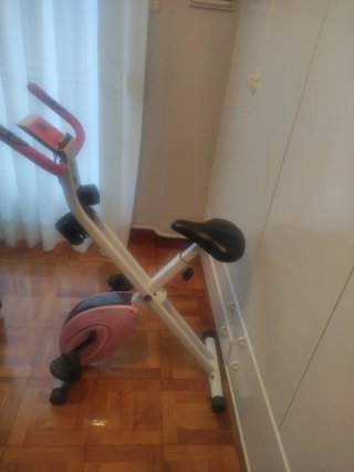 Bicicleta Estática Plegable Rosa