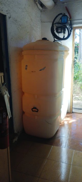 Bomba gasoil con contador litros y pistola