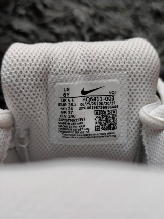 Nike Shoes V5 Rnr 38'5 EU