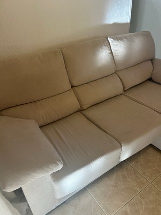 Sofá chaiselongue beige de tela