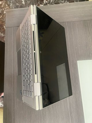 Portátil HP Envy x360 2-en-1 Plata