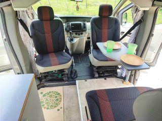 Nissan Primastar 2003