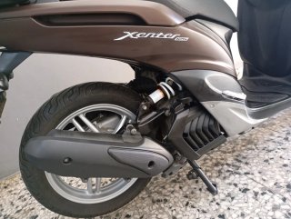 Yamaha Xenter 125 Marrón